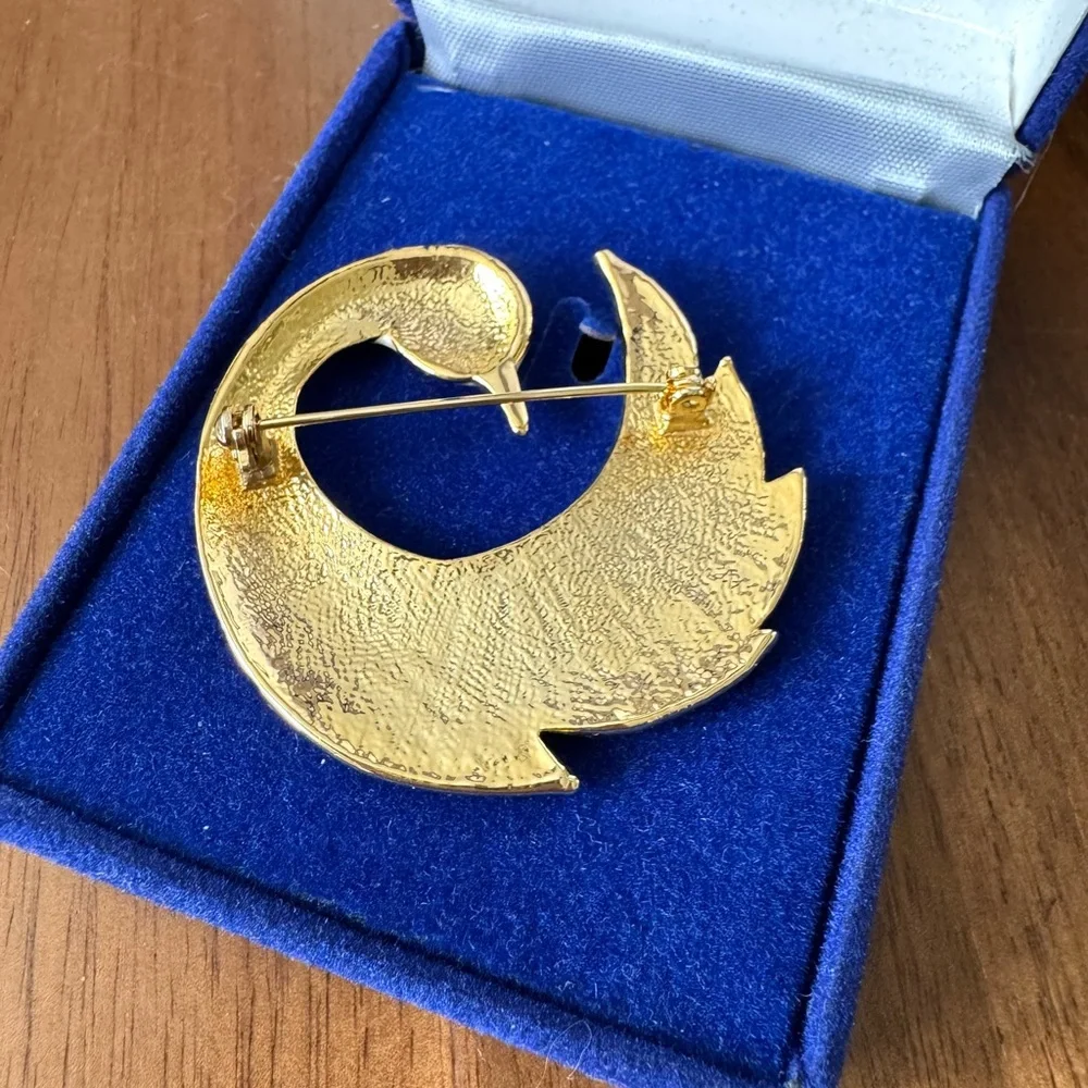 Vintage Gold Swan Brooch